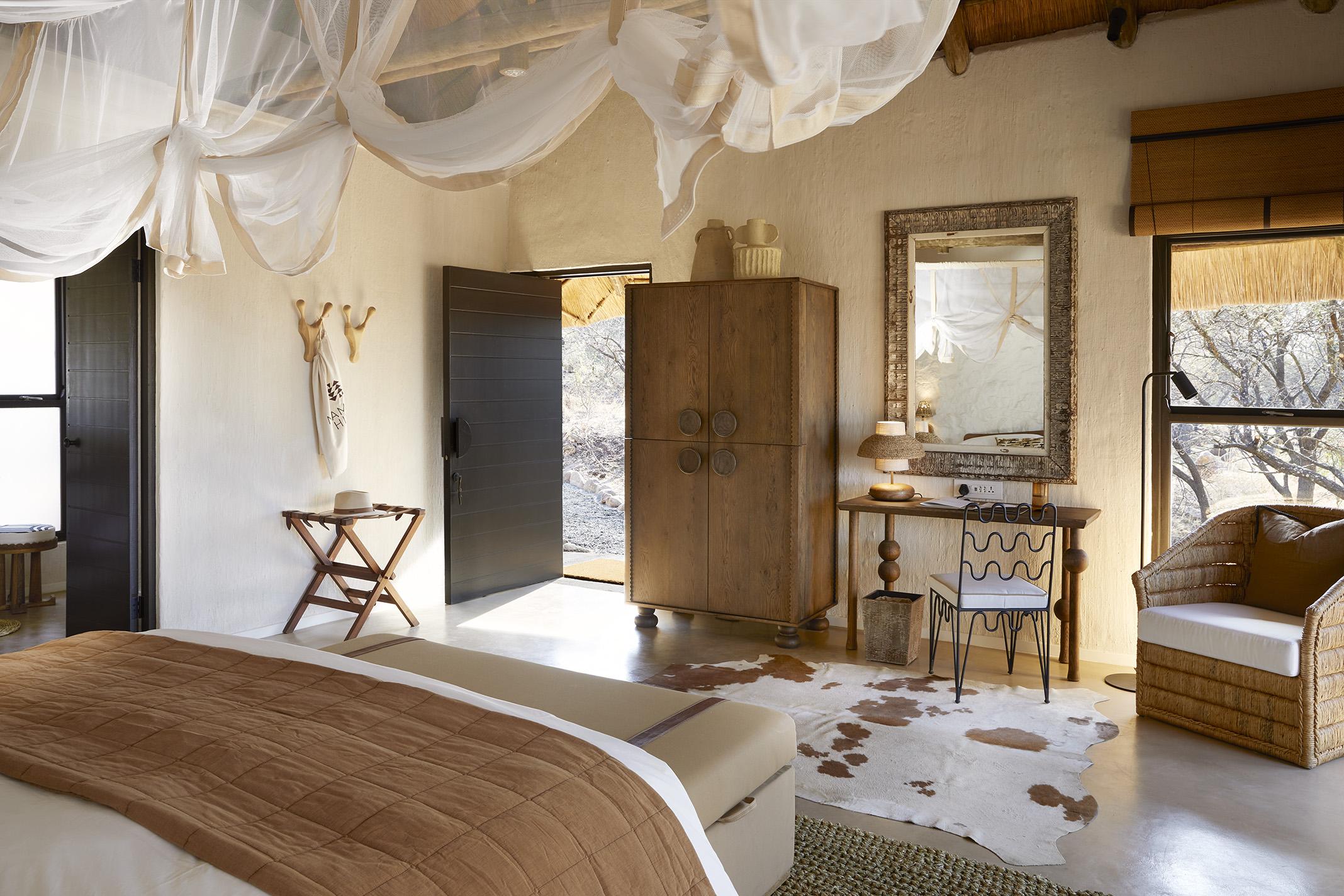 Luxury suite interior front door 