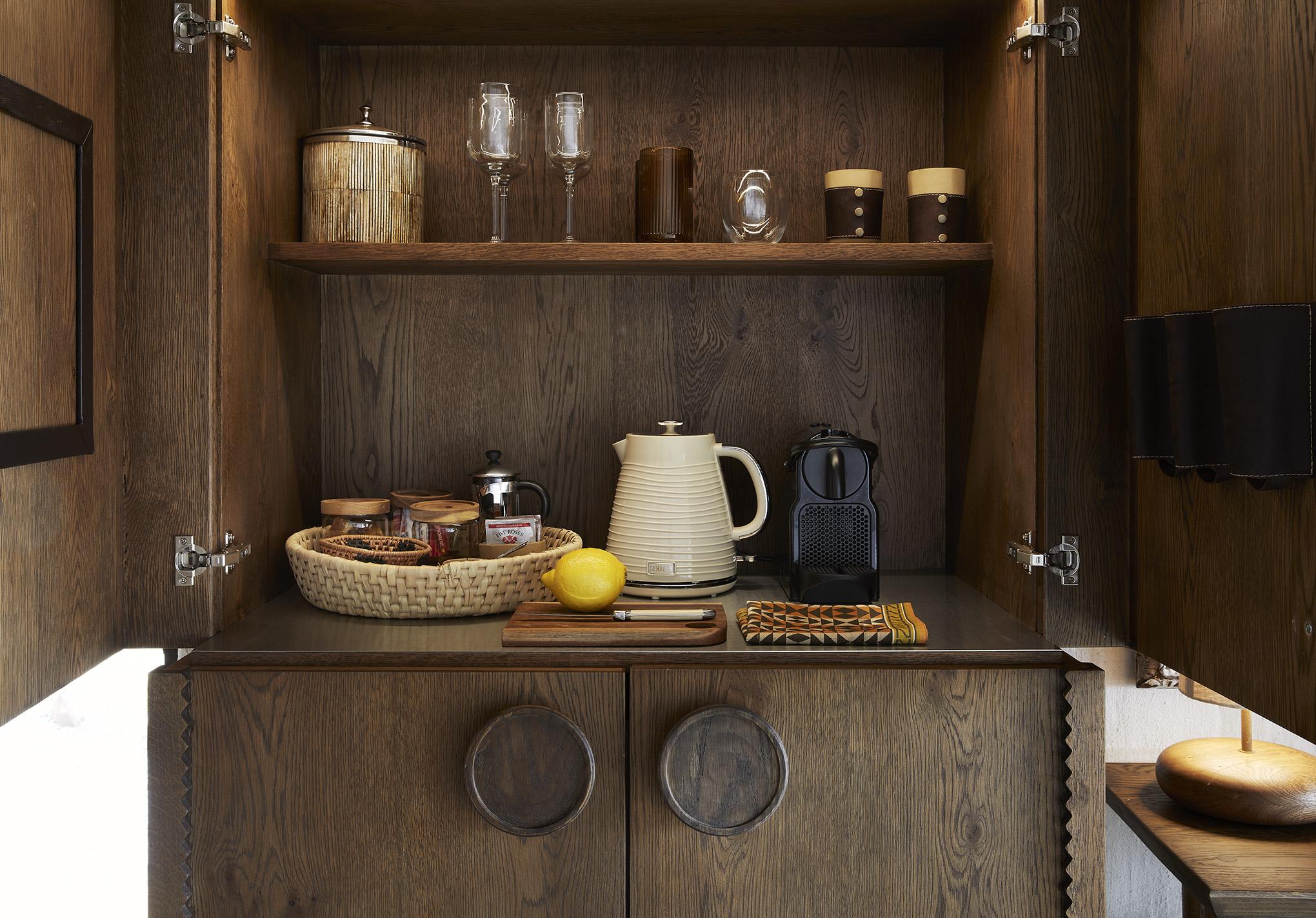 Luxury suite mini bar